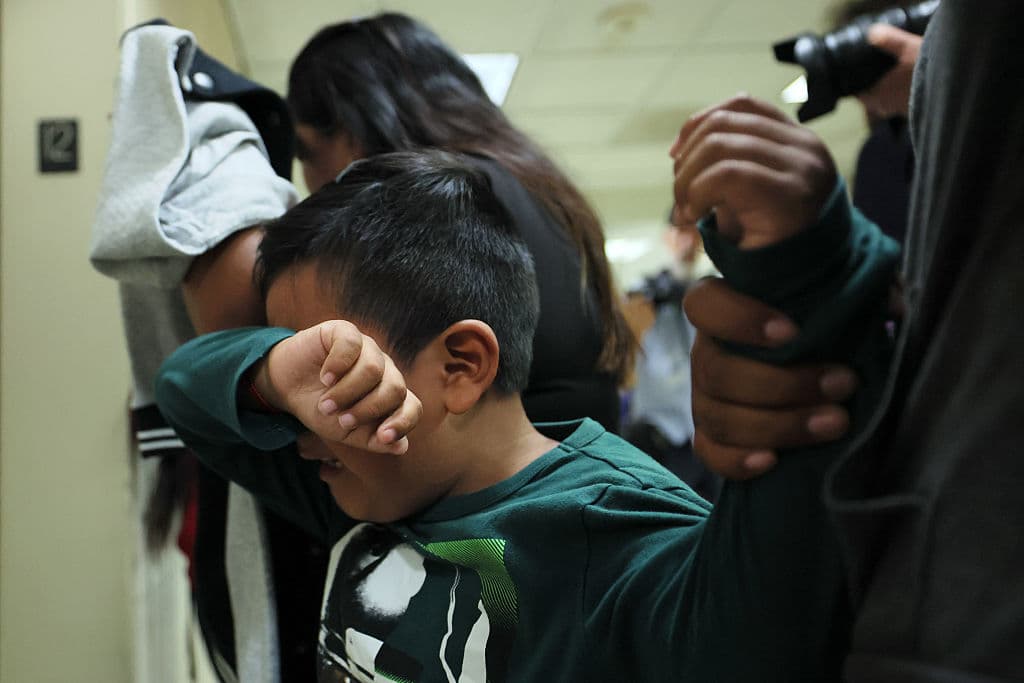 Pregnant Venezuelan mother held by ICE without proper care after self-deportation interview