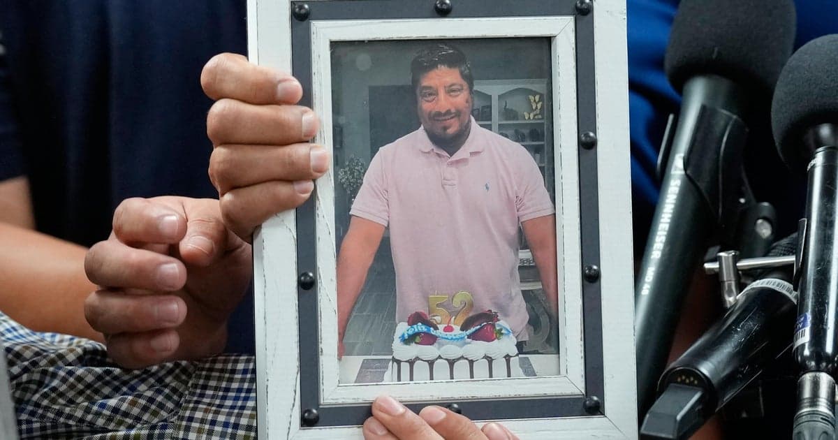 17 Mexicans died in ICE custody or enforcement operations since May 2025
