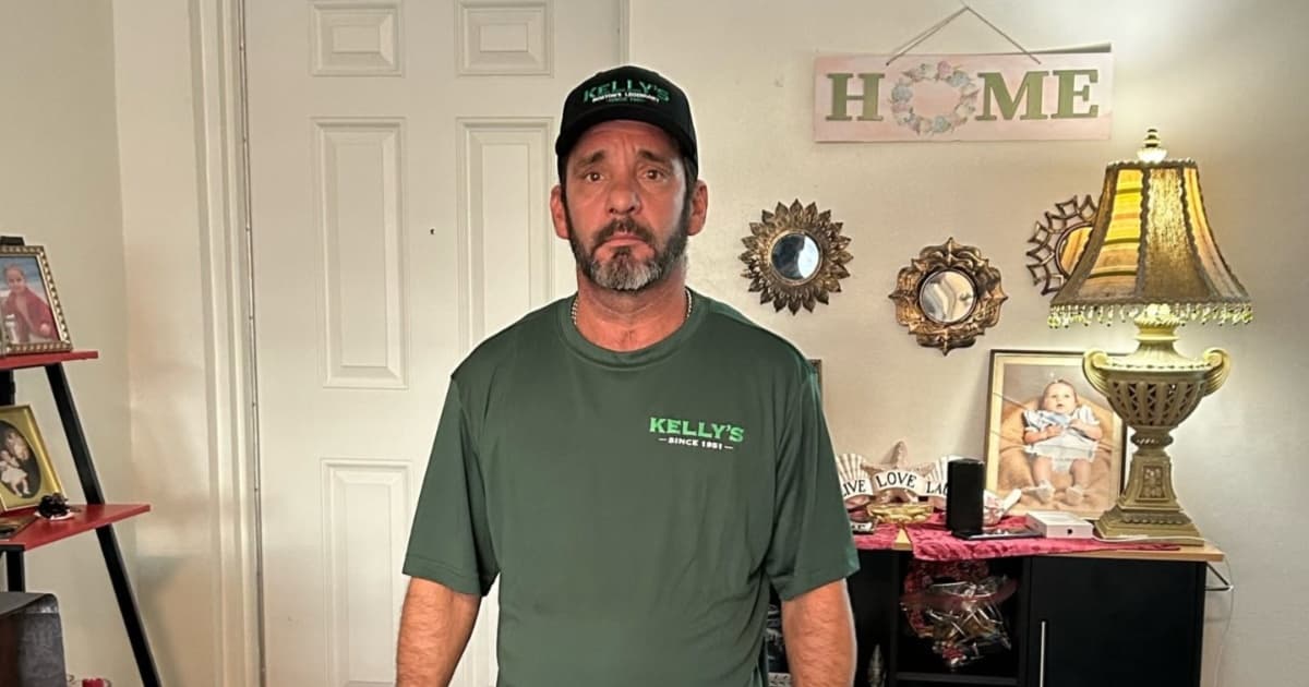 Cuban deportee with severe hernia allegedly beaten, denied care after being flown to two African countries